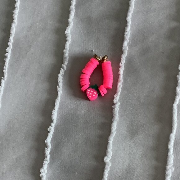 🍓*Handmade By Callie* Beautiful Strawberry Ring 🍓 - Picture 2 of 4